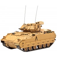Сглобяем модел на танк Revell - M2 A2 Bradley (03185)