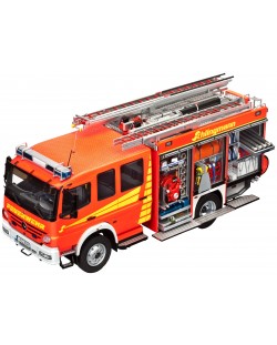 Сглобяем модел на пожарна кола Revell - Schlingmann LF20/16 Mercedes Benz Atego 1529 AF (07404)
