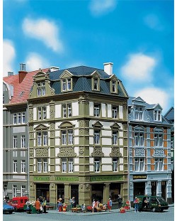 Ъглова сграда на улица "Goethestrasse" Faller