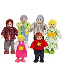 Семейство дървени кукли