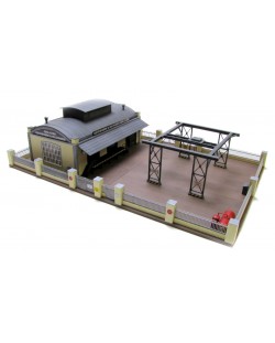 Сглобяем модел Piko - Фабрика за дървени кутии Gerlacher Crate & Lumber Co. (61152)
