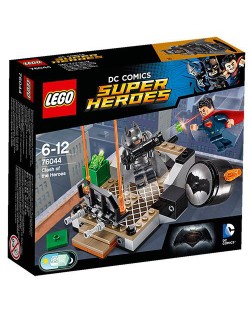 Lego Super Heroes: Сблъсъкът на героите - Batman v. Superman (76044)