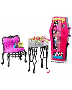 Мебели - Monster High