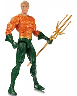 Екшън фигура DC Essentials - Aquaman,17 cm