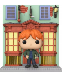 Фигура Funko POP! Deluxe: Harry Potter - Ron Weasley with Quality Quidditch Supplies Store (Special Edition) #142