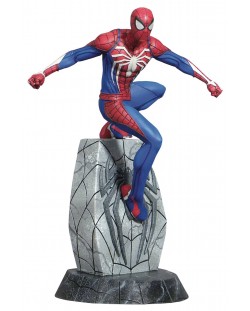 Статуетка Diamond Select Marvel: Spider-Man - Spider-Man, 23 cm