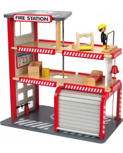 Детска играчка пожарна станция Hape, дървена