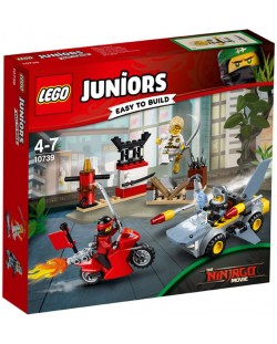 Конструктор Lego Juniors - Атака от акули (10739)