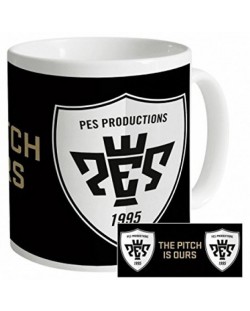 Чаша Gaya Games: PES - The Pitch Is Ours