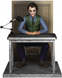 Статуетка Beast Kingdom DC Comics: Batman - The Joker (The Dark Knight), 16 cm