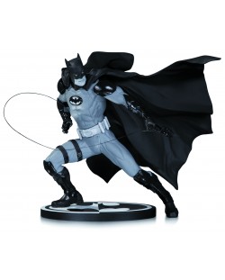 Фигура DC Statue - Batman Black and White