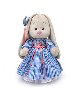 Плюшена играчка Budi Basa - Зайка Ми, с рокля в кънтри стил, 25 cm