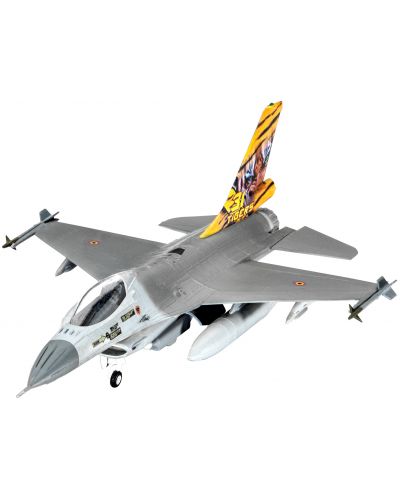 Сглобяем модел на военен самолет Revell - Lockheed Martin F-16 Mlu TigerMeet (03971)