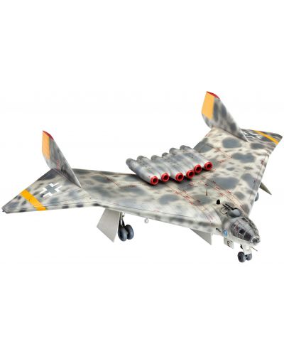 Сглобяем модел на военен самолет Revell - Arado Ar555 (04367)