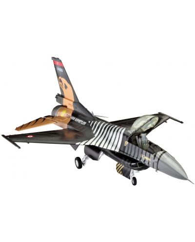 Сглобяем модел на военен самолет Revell - F-16 C Solo Turk (04844) - 1