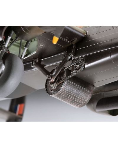Сглобяем модел на военен самолет Revell - Avro Lancaster DAMBUSTERS (04295) - 3