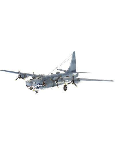 Сглобяем модел на военен самолет Revell - PB4 Y-2 Privateer (04292)