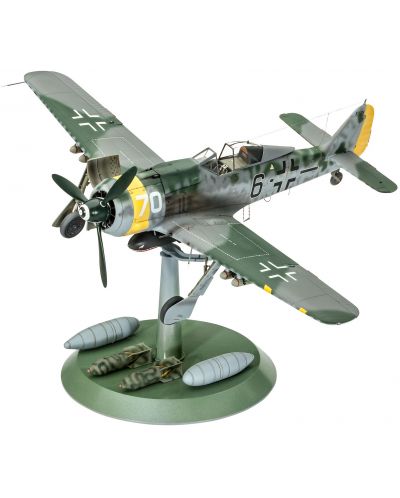 Сглобяем модел на военен самолет Revell - Focke Wulf Fw190 F-8 (04869)