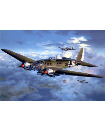 Сглобяем модел на военен самолет Revell - Heinkel He111 H-6 (04377) - 2