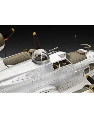 Сглобяем модел на военен самолет Revell - B-17G Flying Fortress (04283) - 5