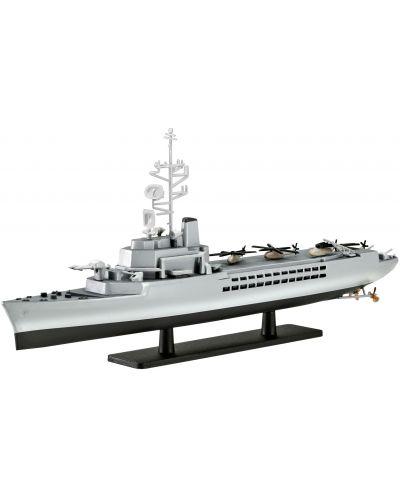 Сглобяем модел на военен кораб Revell - French Helicopter Carrier JEANNE d'ARC (R97) (05896)