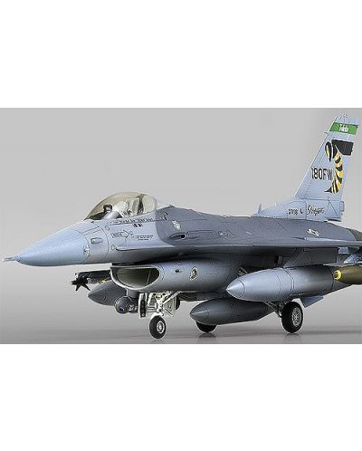 Изтребител Academy Air National Guard F-16C (12425) - 4