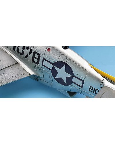 Военен самолет Academy P-51C Mustang (12441) - 5