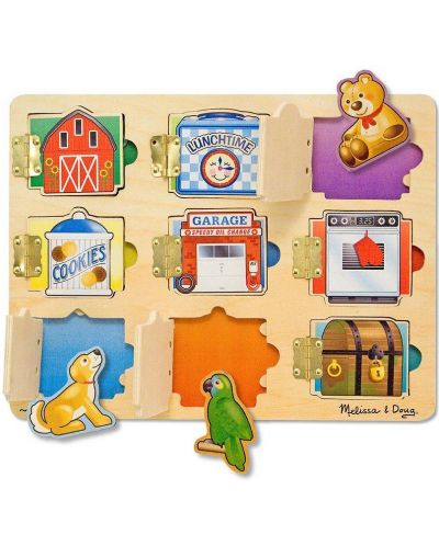 Дървена игра Melissa &amp; Doug - Познай какво се крие зад вратичките