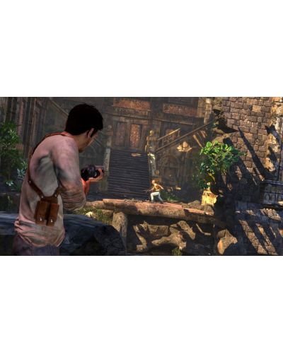 Uncharted: Drake's Fortune - Essentials (PS3) - 7