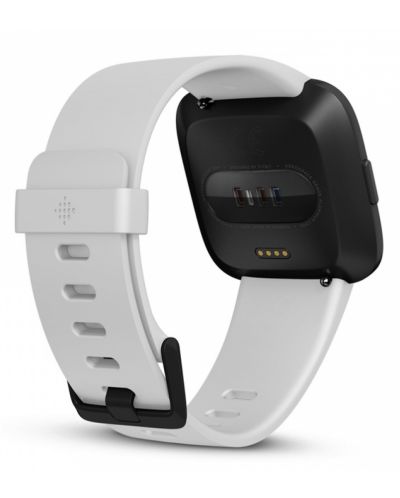 Смарт часовник Fitbit -Versa, черен, бяла силиконова каишка - 3