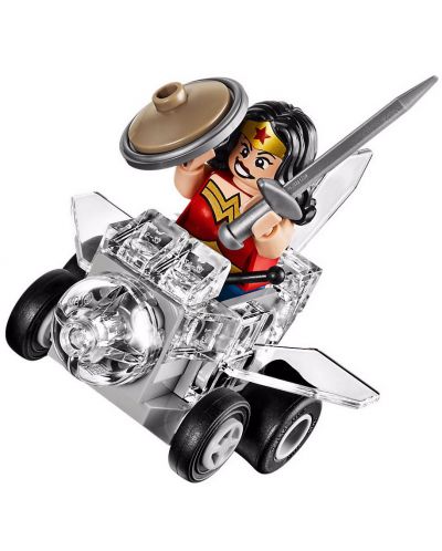 Конструктор Lego Super Heroes – Mighty Micros: Жената чудо™ срещу Думсдей™ (76070) - 3