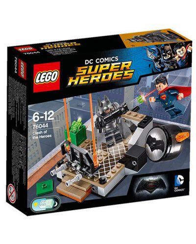 Lego Super Heroes: Сблъсъкът на героите - Batman v. Superman (76044) - 1