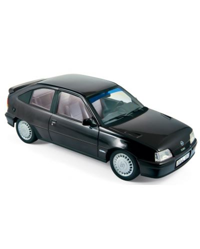 Авто-модел Opel Kadett GSI 1987 - Black