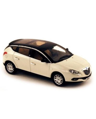 Авто-модел Lancia Delta Ivoire noir mat 2008