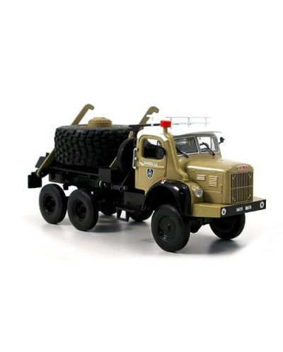 Авто-модел Berliet GBC8 6x6 Porte-roue de Secours jaune Sable Saharien 1959