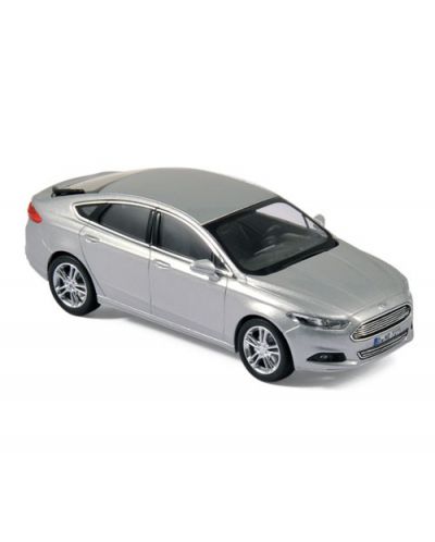 Авто-модел Ford Mondeo 2014 - Light Grey Metallic