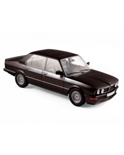 Авто-модел BMW M535i 1980 - Black