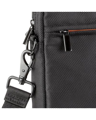 Чанта за лаптоп Rivacase 8033 15.6" - черна - 8