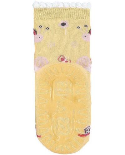 Чорапи с неплъзгащо стъпало Sterntaler - Горски животни, 17/18 размер, 16-12 м, жълти - 2