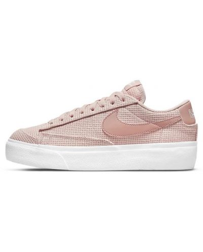 Дамски обувки Nike - Blazer Low Platform, розови - 1