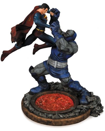 Фигура DC Statue - Superman VS Darkside - 1