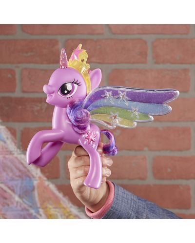 Детска играчка Hasbro My Little Pony - Twilight Sparkle, с цветни крила - 7