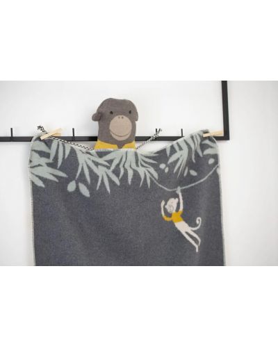Детско одеяло David Fussenegger - Maja, 75 х 100 cm,  Жираф и маймунка, сиво - 4
