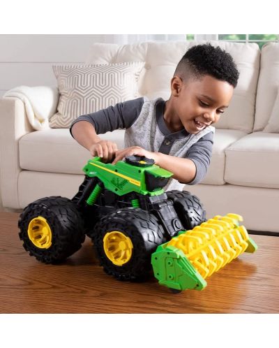 Детска играчка Tomy John Deere - Комбайна, с чудовищни гуми - 7