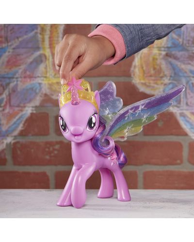 Детска играчка Hasbro My Little Pony - Twilight Sparkle, с цветни крила - 5