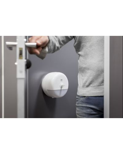 Диспенсър за тоалетна хартия Tork - Smart One Mini, T9, 21.9 х 15.6 х 21.9 cm, черен - 5