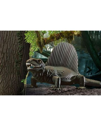 Сглобяем модел на динозавър Revell - Dimetrodon (06473) - 2