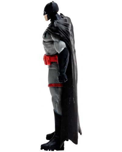 Екшън фигура McFarlane DC Comics: Batman - Batman (Flashpoint) (Page Punchers), 8 cm - 4