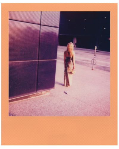 Филм Polaroid - i-Type, Pantone, цвят на годината - 2