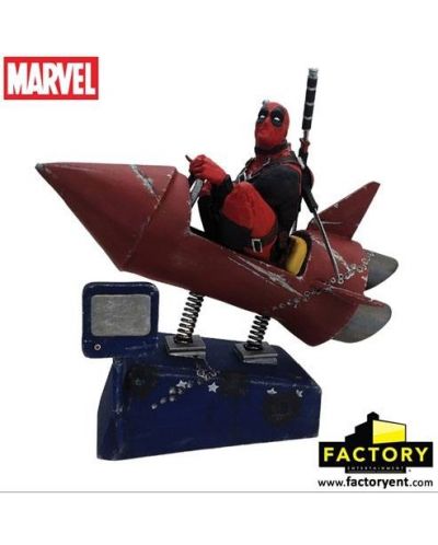 Фигура Deadpool Premium Motion - Rocket Ride, 25 x 22 cm